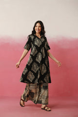 Black Printed Relaxed Fit Kurta Set