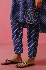 Blue Bandhej Anti-Fit/Lose-Fit Kurta with Pants