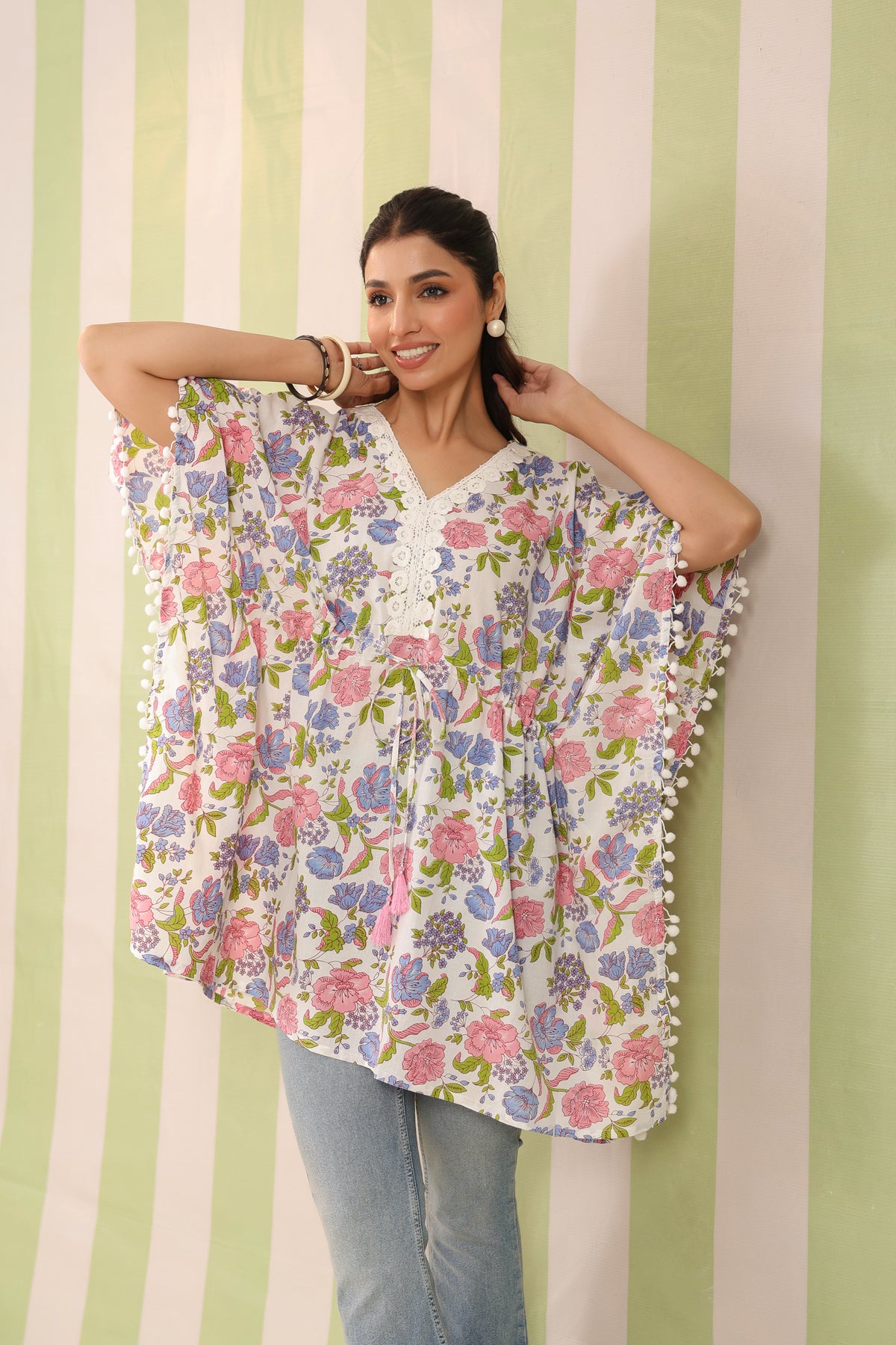 White Floral Printed One Size Kaftan