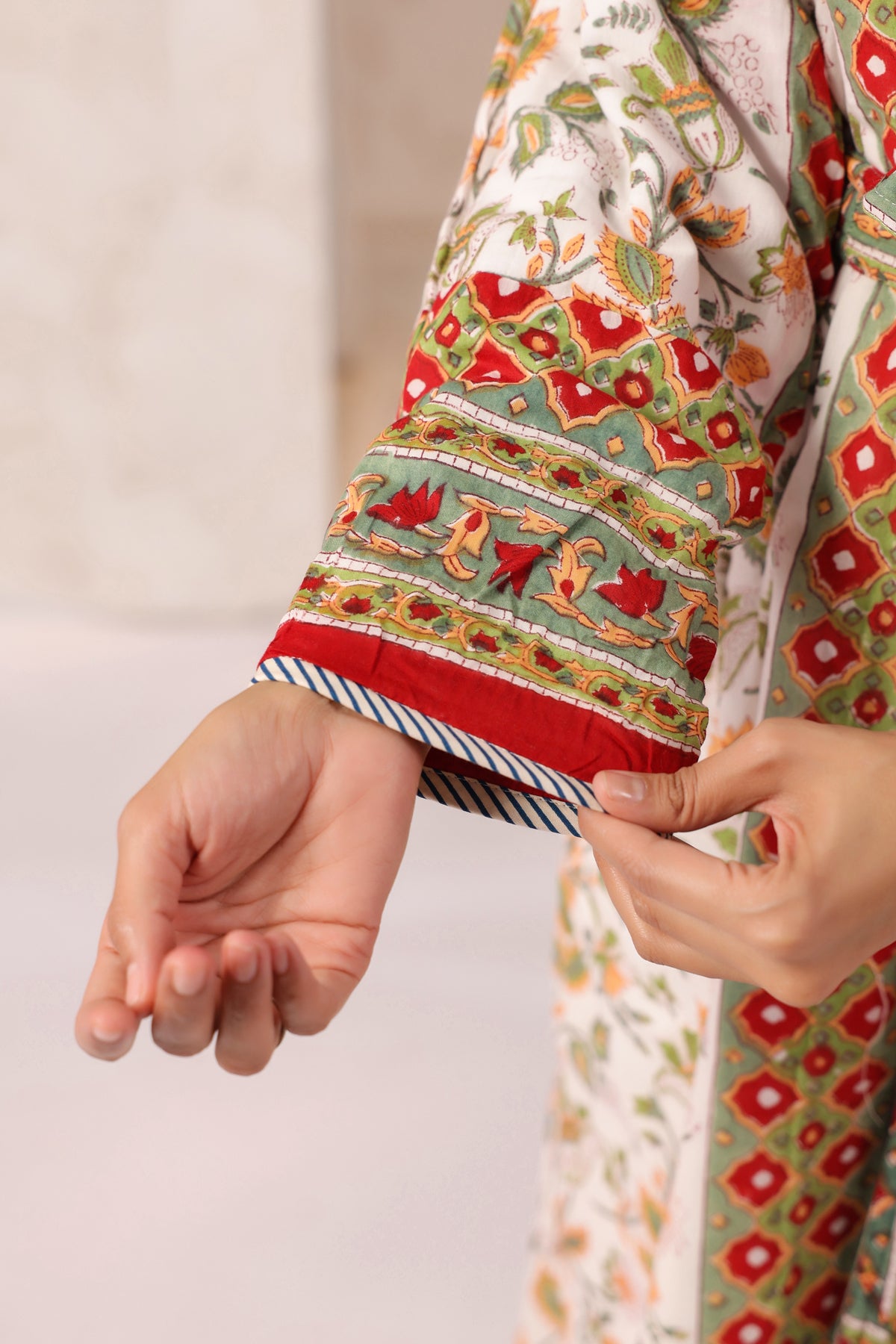 Red Agra Jaal Printed Reversible Quilted Robes