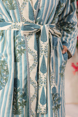 Blue Stripes Printed Reversible Quilted Robes