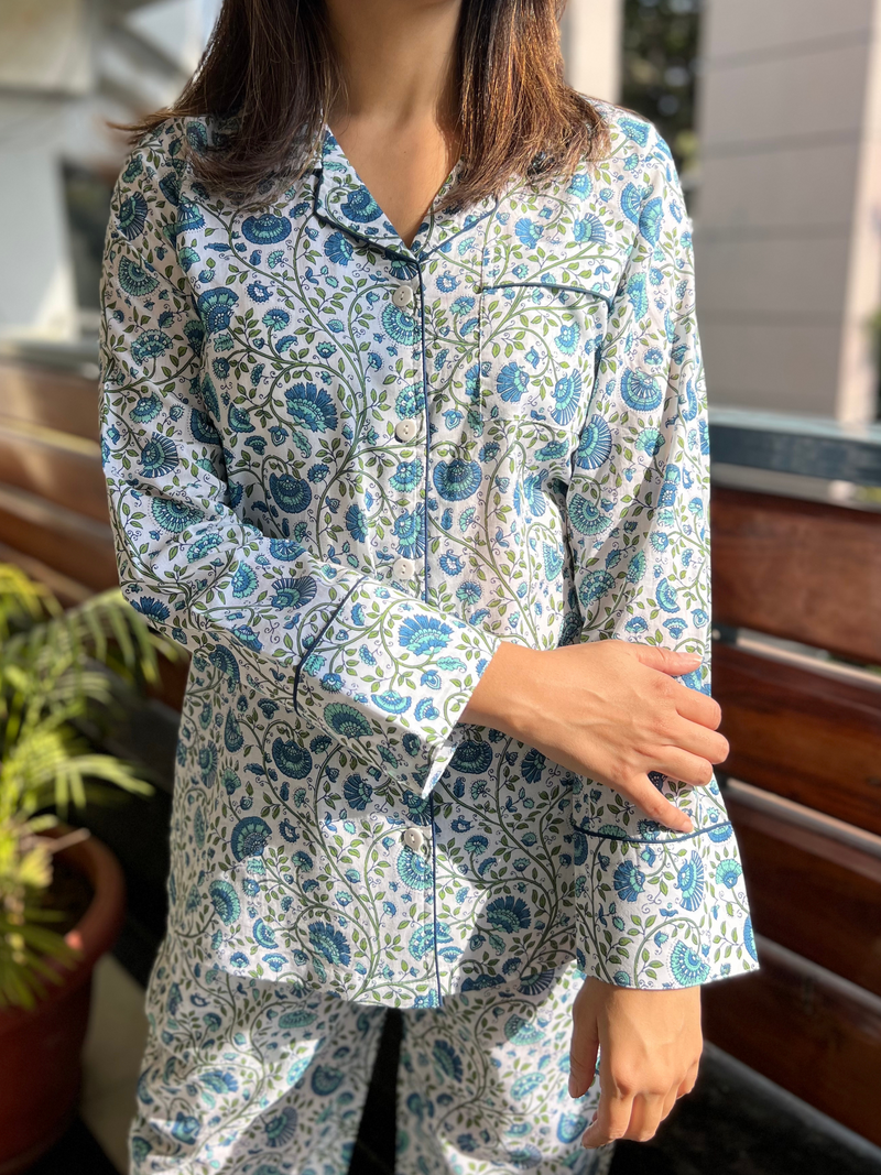 White & Blue Printed Lounge Set