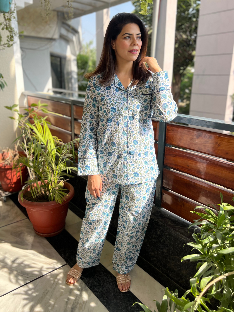 White & Blue Printed Lounge Set