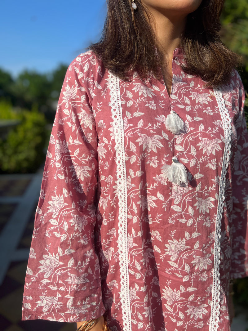 Pakistani kurta 2025 with straight pants