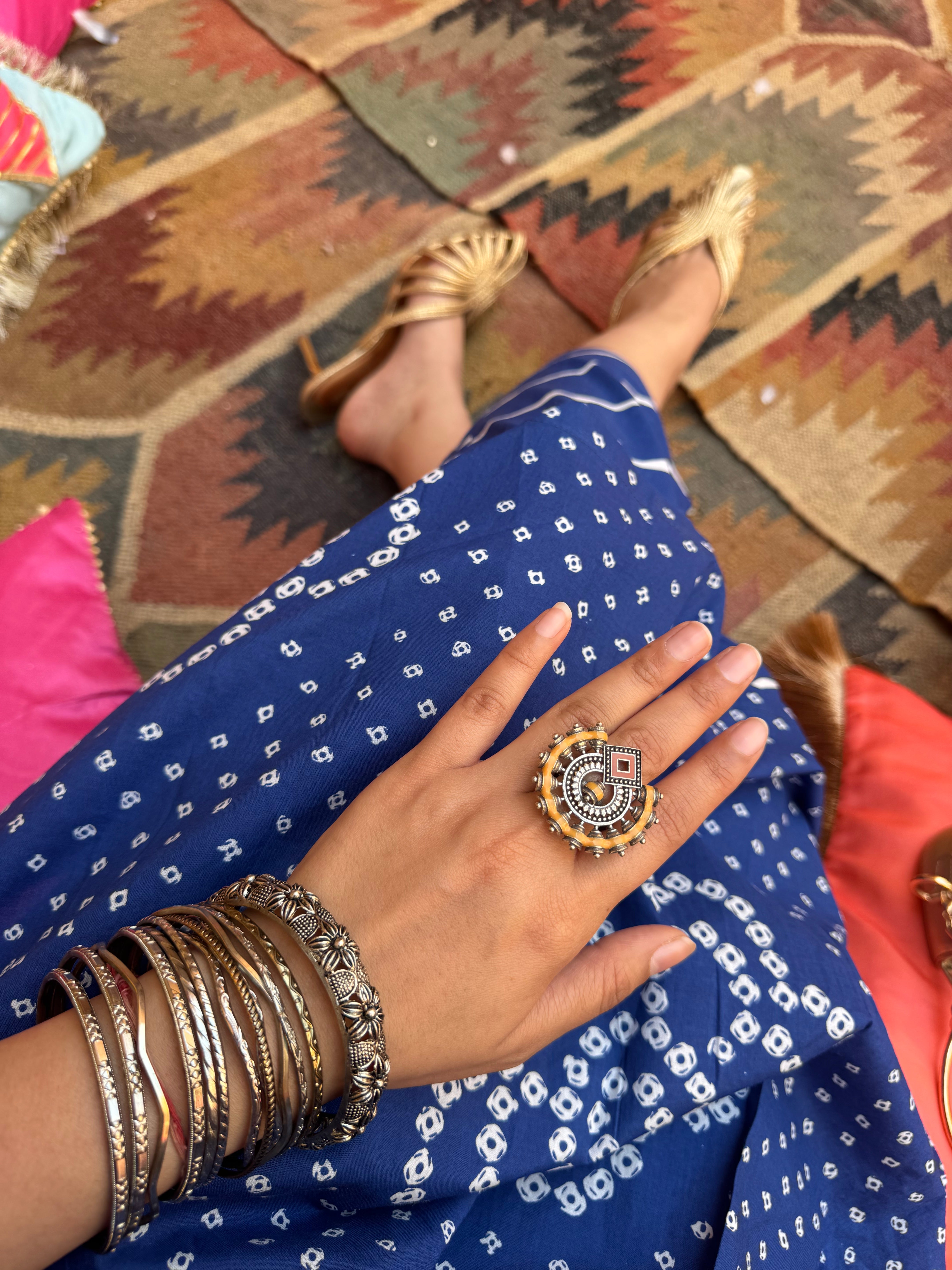 Blue Bandhej Anti-Fit/Lose-Fit Kurta with Pants