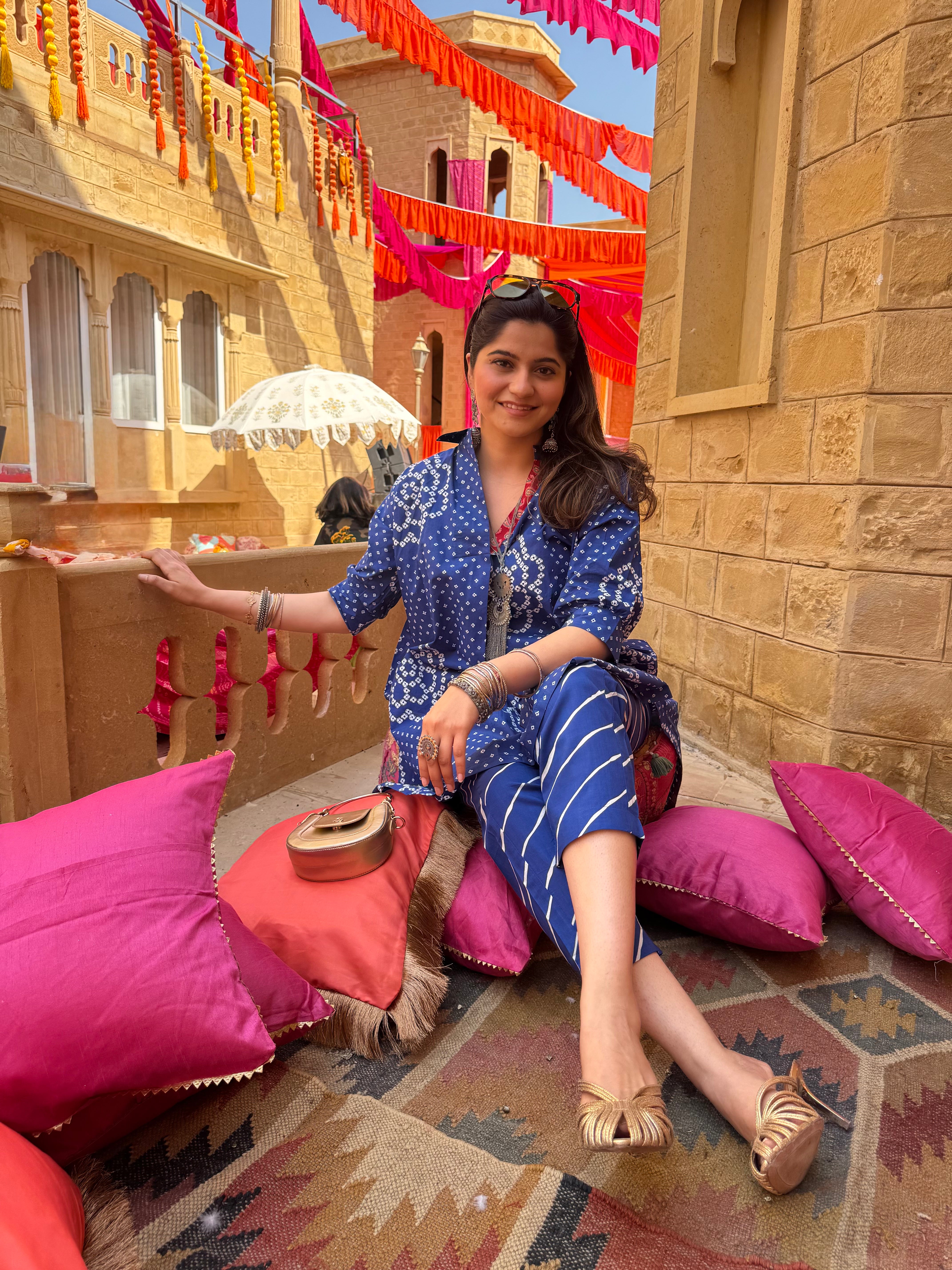 Blue Bandhej Anti-Fit/Lose-Fit Kurta with Pants