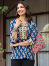 Pink Border Shoulder Bag with Zip