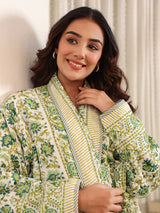 Good Earth Quilted Reversible Robe