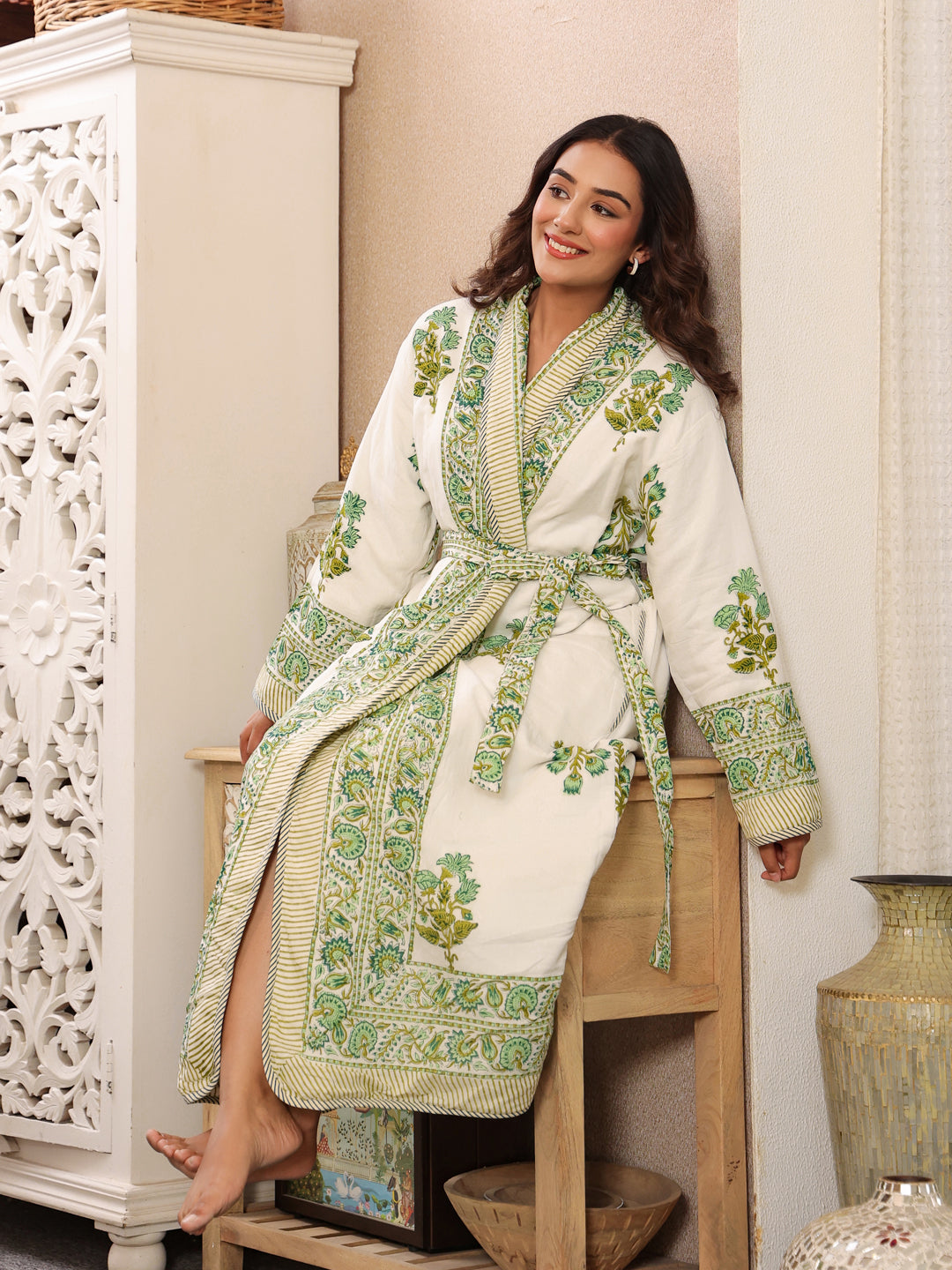 Good Earth Quilted Reversible Robe