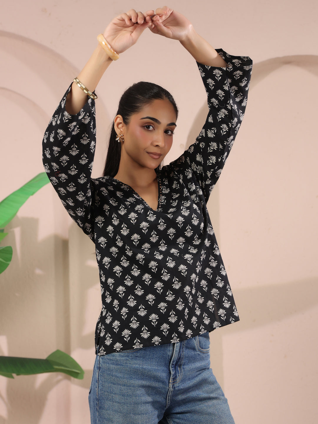 Black Booti Printed V-Neck Cotton Top