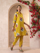 Lemon Victorian Printed Anti-Fit/Lose-Fit Kurta with Pants