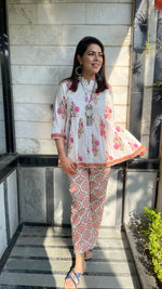 Women White Ethnic Motifs Printed Pure Cotton Kurti with Trousers